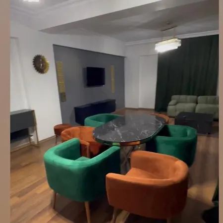 Sabiha Goekcene 5 Dk Havuz, Balkon, Otopark Yesillikler Icinde Lejlighed