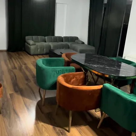 Sabiha Goekcene 5 Dk Havuz, Balkon, Otopark Yesillikler Icinde דירה