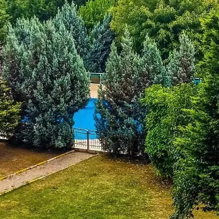 Sabiha Goekcene 5 Dk Havuz, Balkon, Otopark Yesillikler Icinde * Istanbul